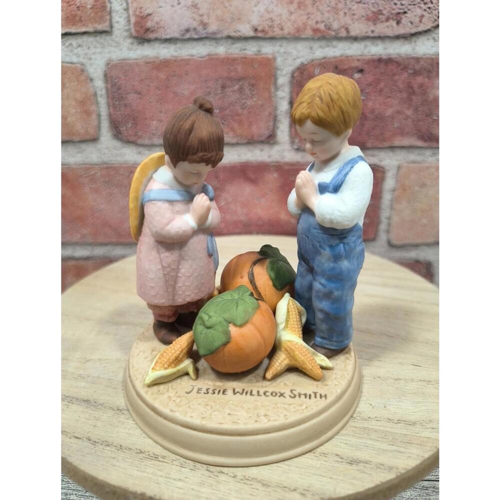 1986 Avon Jessie Wilcox Smith Collection Giving Thanks Figurine In Box
